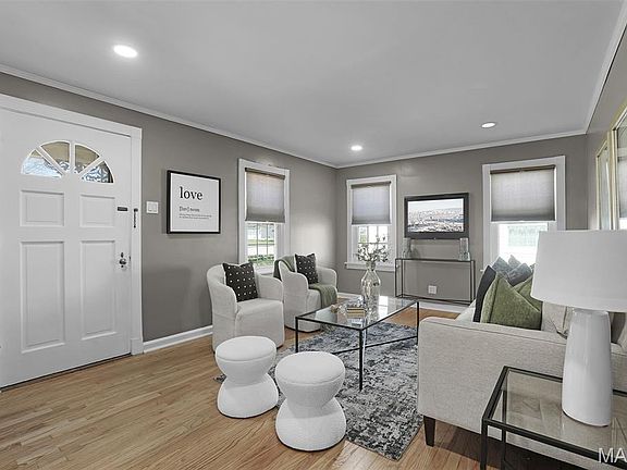 4th image of 2712 Manderly Dr