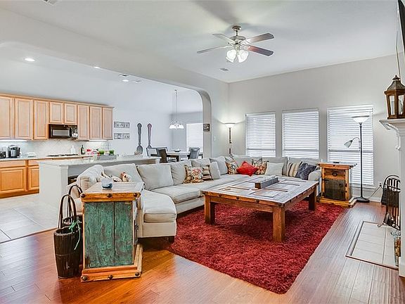 4th image of 13131 Cordellera Ln