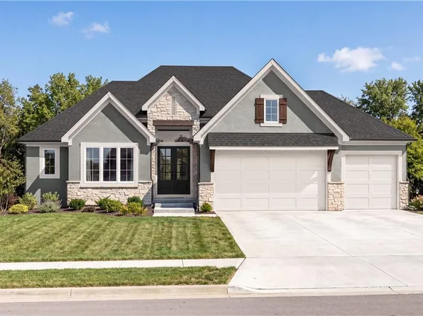 21925 W 99th Ter, Lenexa, KS 66220