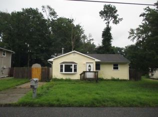 315 Lake Champlain Dr, Little Egg Harbor, NJ 08087