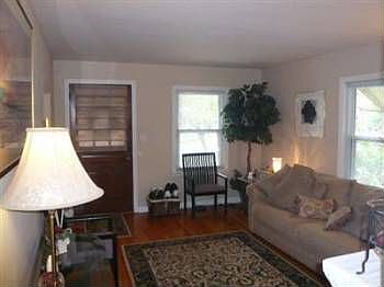 5th image of 3248 Vittmer Ave