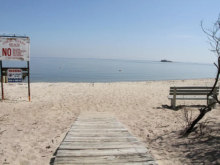 455 Seaside Ave — Photo 26