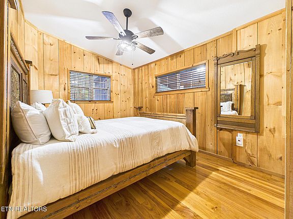 33rd image of 113 Rivendell Ln