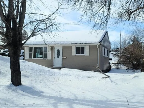 108 Hacar Pl, Grand Rapids, MN 55744