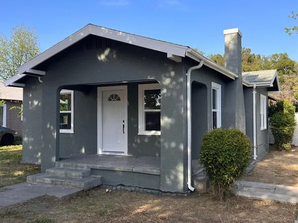 907 S 7th St, Fresno, CA 93702