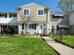 123 Mark Dr, Mount Clemens, MI 48043