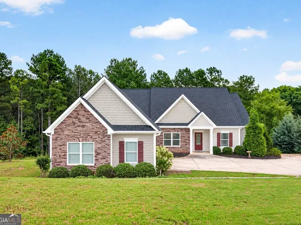 2854 Shadowstone Way, Winder, GA 30680