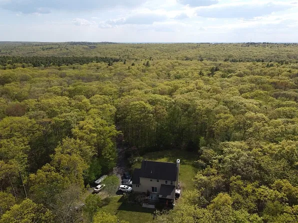 131 E Killingly Rd, Foster, RI 02825