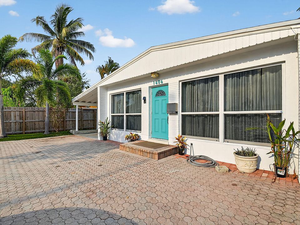 1st image of 1606 NE 15th Avenue #1606