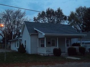 1603 Adams Ave, Charleston, IL 61920