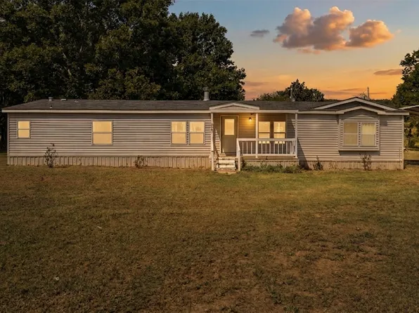 5782 Valley Rd, Skiatook, OK 74070