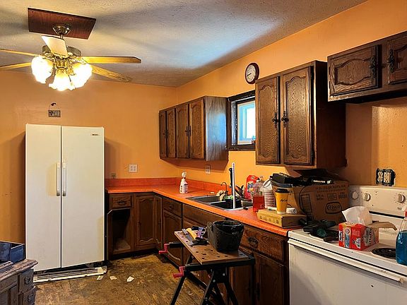 4th image of 1231 Buckley Ave