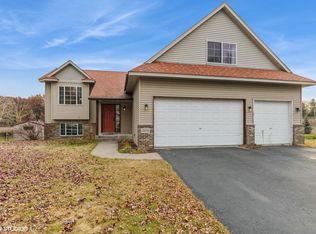 15539 Vale St NW, Andover, MN 55304