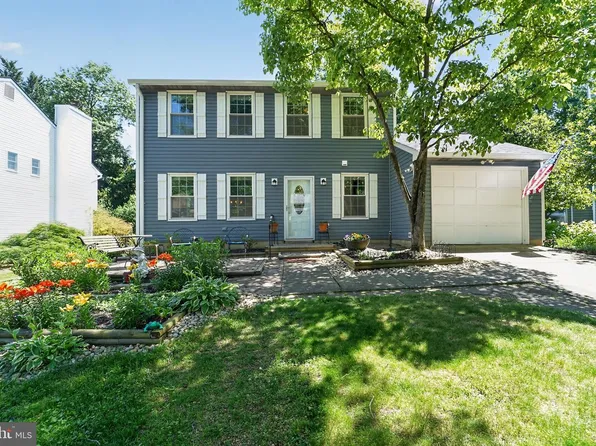397 Kings College Dr, Arnold, MD 21012