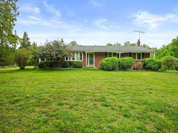 6201 Croom Station Rd, Upper Marlboro, MD 20772