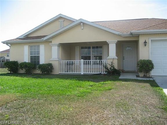 2nd image of 918 Chiquita Blvd N