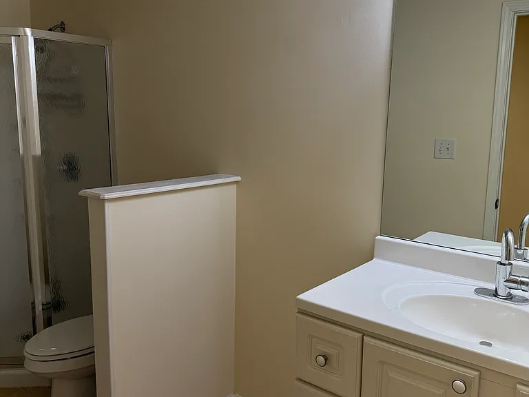545 Ladybank Ln — Photo 19