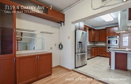 2nd image of 3119 N Oakley Ave #2