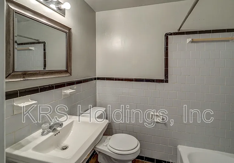 5423 Remuda Dr #4 — Photo 7
