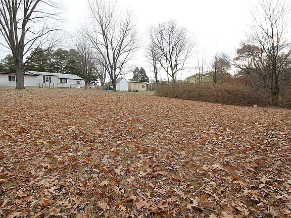 5th image of 4809 Dogwood Ln