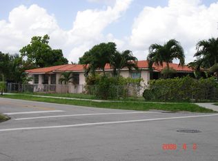 2500 SW 89th Ave, Miami, FL 33165