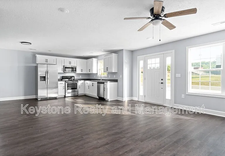 111 Robertson Hill Rd #7 — Photo 3