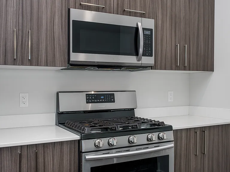 16 Laurel St — Photo 34