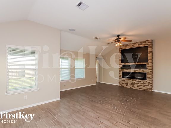 3rd image of 13521 Emerald Mallard Dr