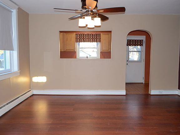 3rd image of 1223 Mildred Ave