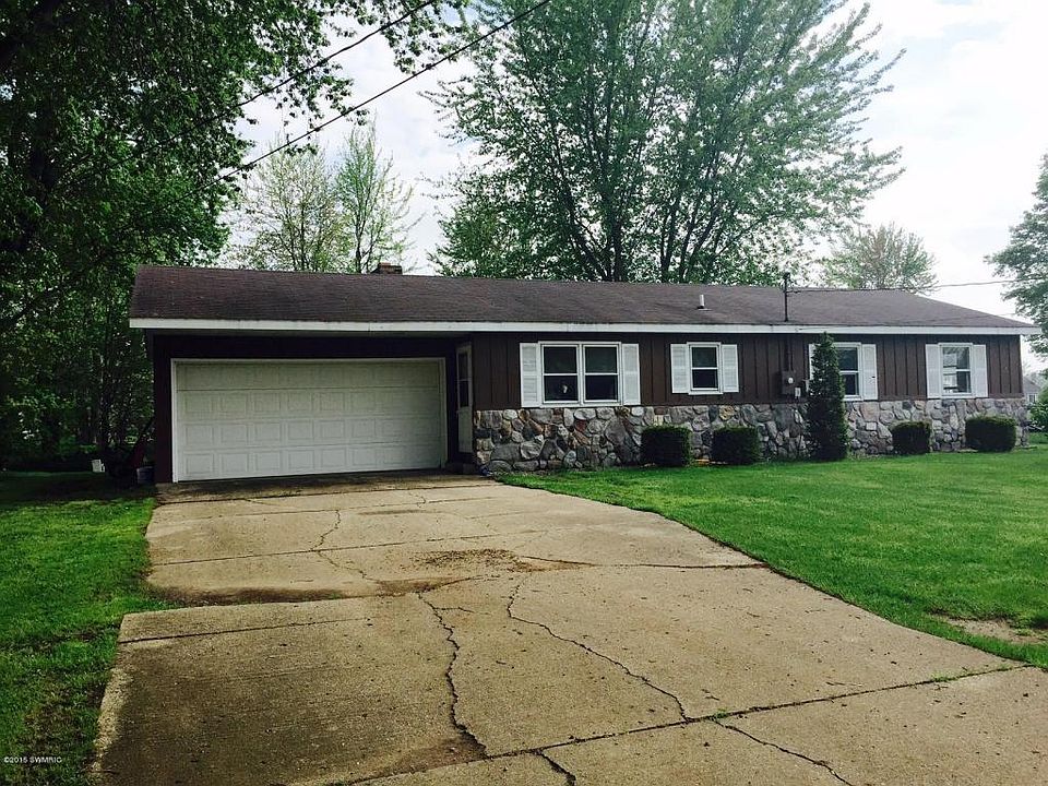 1st image of 12743 Park Dr