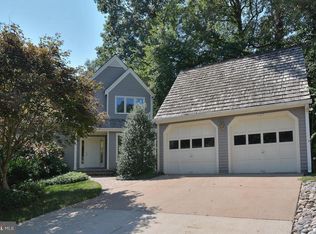 11615 Chapel Cross Way, Reston, VA 20194