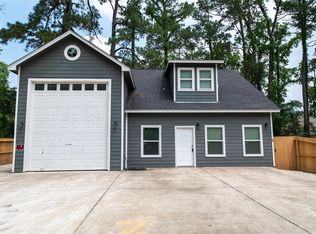 519 Magnolia Point Dr #B, Huffman, TX 77336