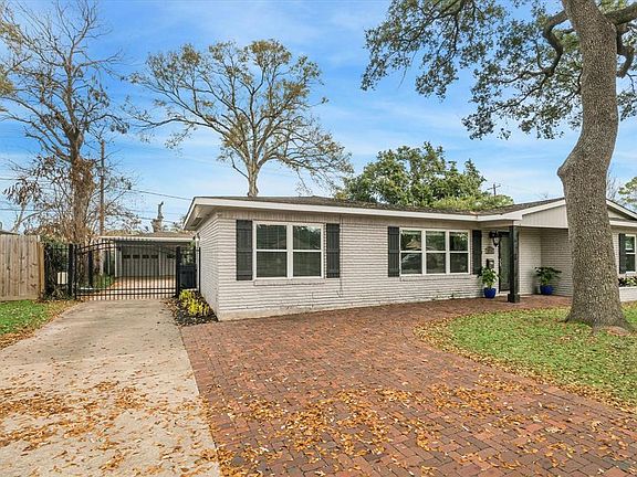 3rd image of 9916 Westview Drive