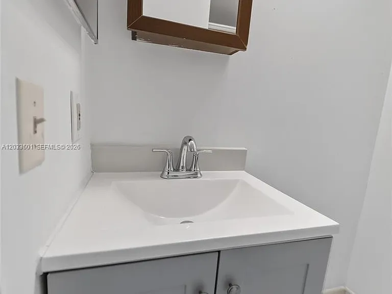 8750 N Sherman Cir #305 — Photo 10