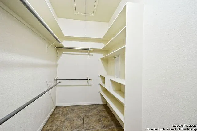 1159 Legacy Dr — Photo 18