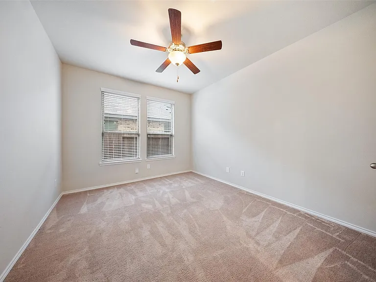 5031 Chestnut Orchard Dr — Photo 10