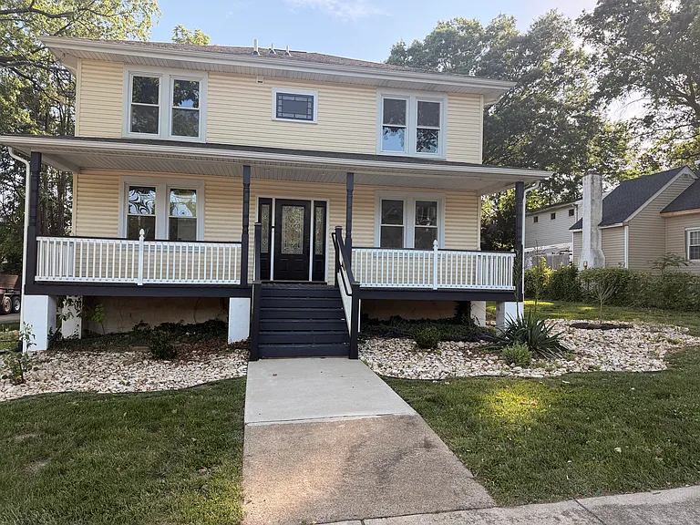 3 Delaware Ave #1 — Photo 1