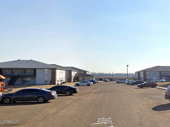 1300 Roosevelt Ave, Greenwood, MS 38930