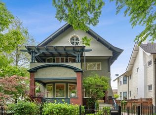 587 W Hawthorne Pl #G, Chicago, IL 60657
