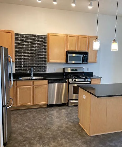 2650 University Ave W #321 — Photo 6