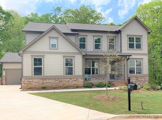 9235 Holly Wood Dr, Gainesville, GA