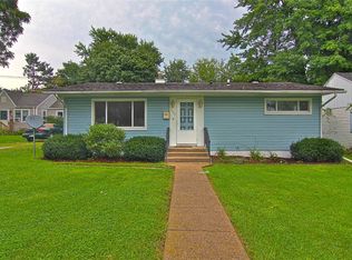 606 Center St, Valparaiso, IN 46385