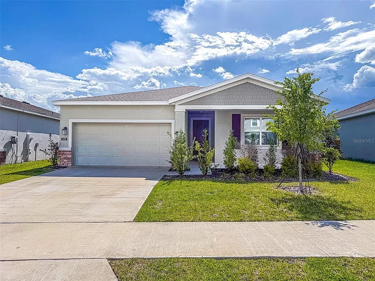 628 Reggie Rd — Photo 1