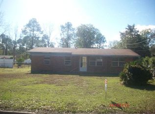 305 Greenview St, Jesup, GA 31545