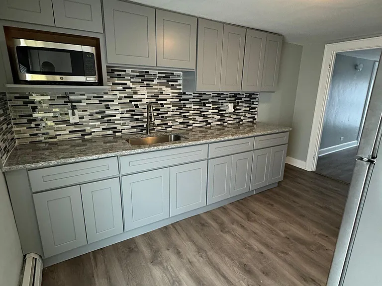 478 Beech St #6 — Photo 1