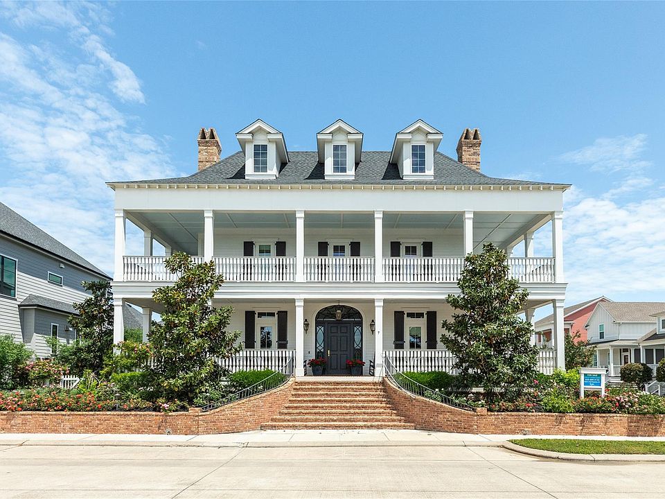 1st image of 7 Caroline St