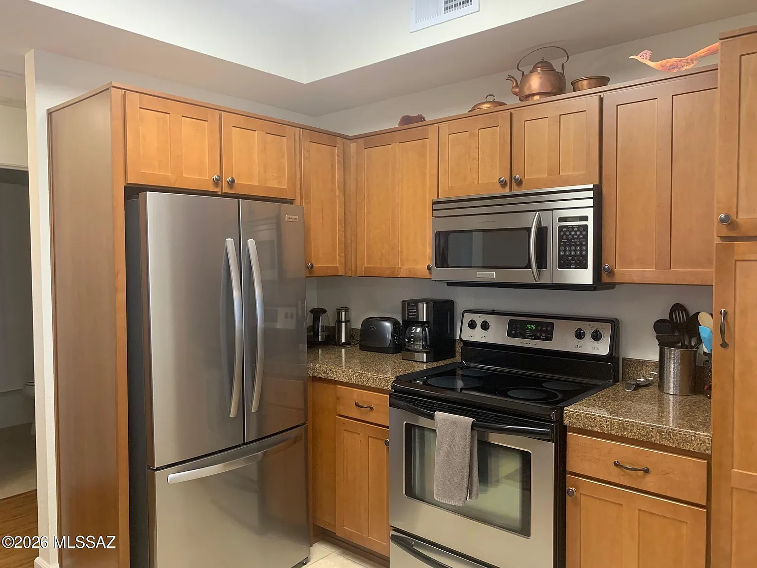 2 bed, 2.0 bath, 1057 sqft, $1,800 — Photo 3