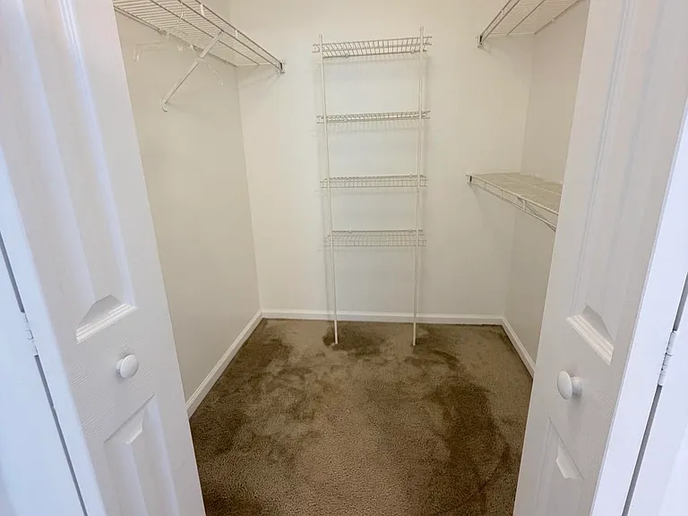 630 Sapodilla Ave #323 — Photo 11