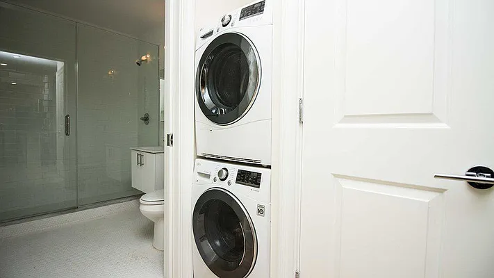 Rented by Nooklyn NYC LLC | media 10