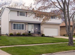 3421 Arrow Ln, Parma, OH